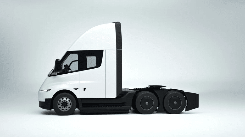 Tesla semi: svelate le vere batterie del camion elettrico