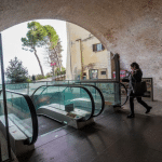 Corrimano scala mobile più veloce: perché succede