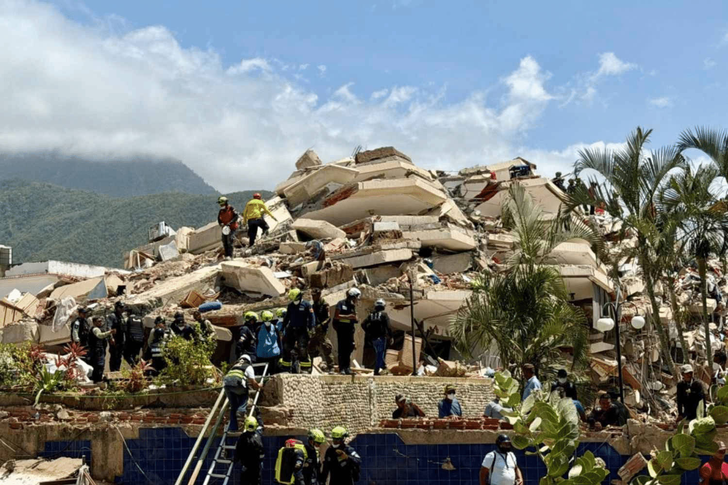 Terremoto venezuela: nuova scossa 5. 1, soccorsi al limite