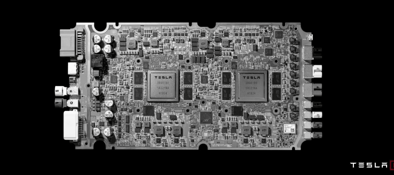 Tesla fsd v14 lite arriva sulle auto hw3: cosa cambia