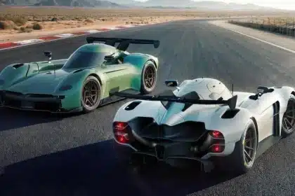 Mcmurtry spéirling pure hypercar elettrica da pista con sistema di ventole