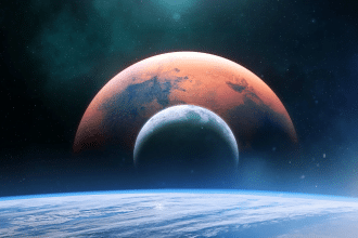 Astronauti impegnati sulla superficie di marte durante una futura missione umana di esplorazione