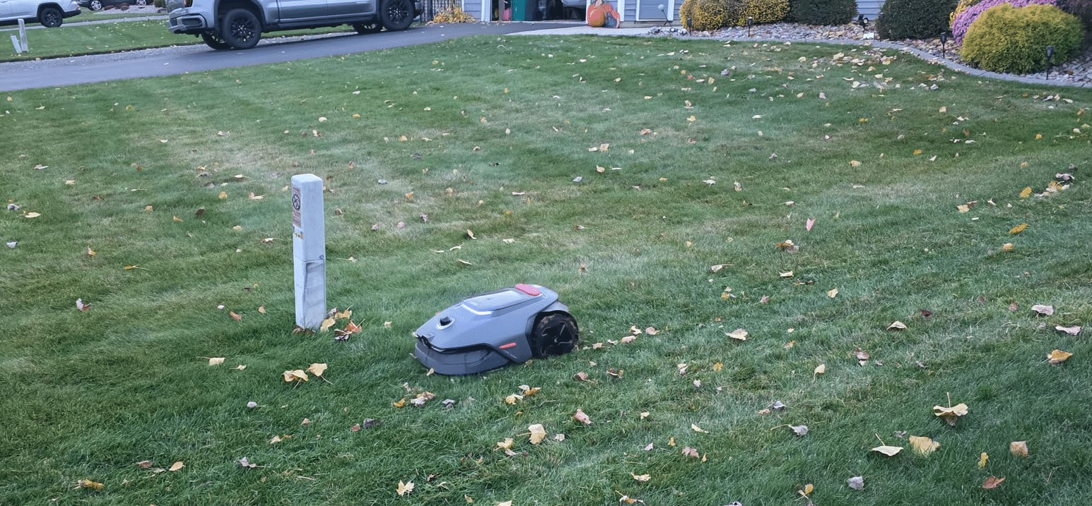 Mova lidax 2000, la recensione: il robot tagliaerba che sorveglia anche il giardino