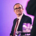 Renault chiede auto meno care, ma non promette una guerra dei prezzi