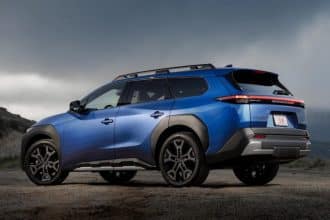 Subaru trailseeker ev, suv elettrico con trazione integrale e assetto rialzato