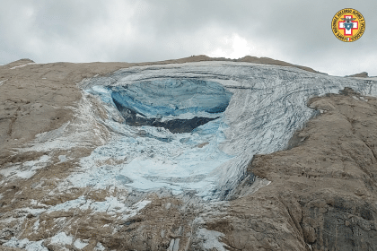 Crollo di un ghiacciaio: cosa fare se una piena improvvisa arriva a valle