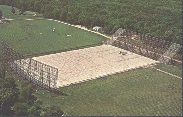 Segnale wow: cosa sappiamo nel 2026 dopo 49 anni %segnale wow: cosa sappiamo nel 2026 dopo 49 annicount(title)% Veduta aerea del radiotelescopio big ear dell'ohio state university