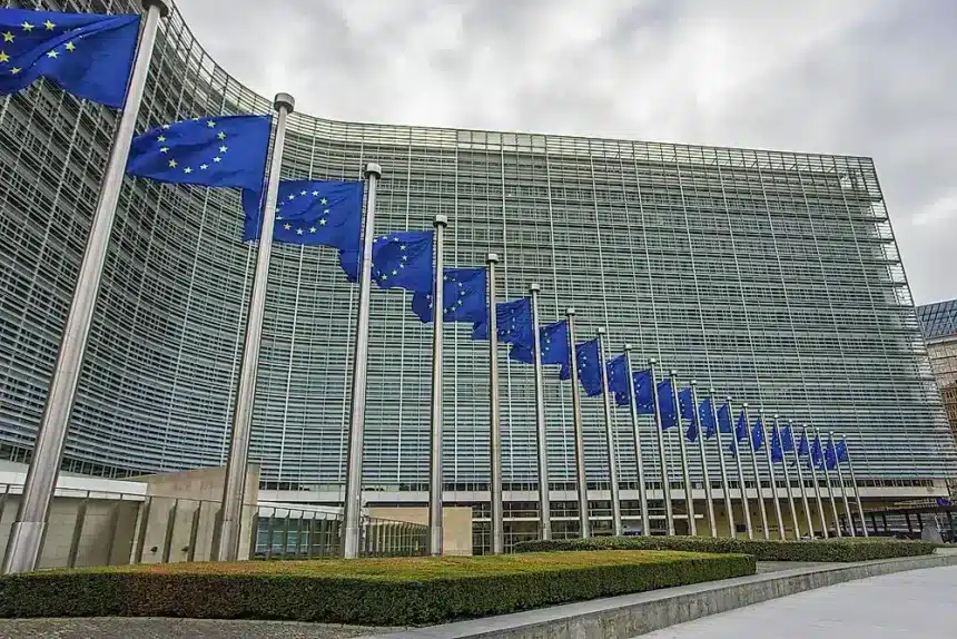 Commissione europea e Cyber Resilience Act