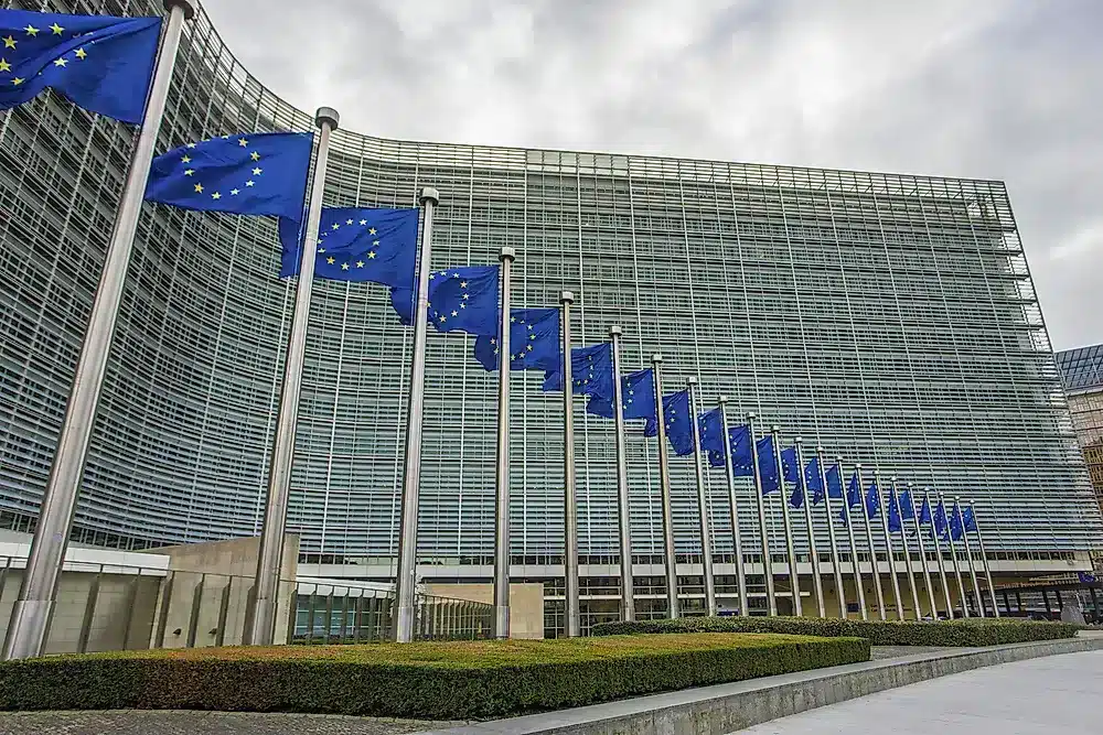 Commissione europea e cyber resilience act