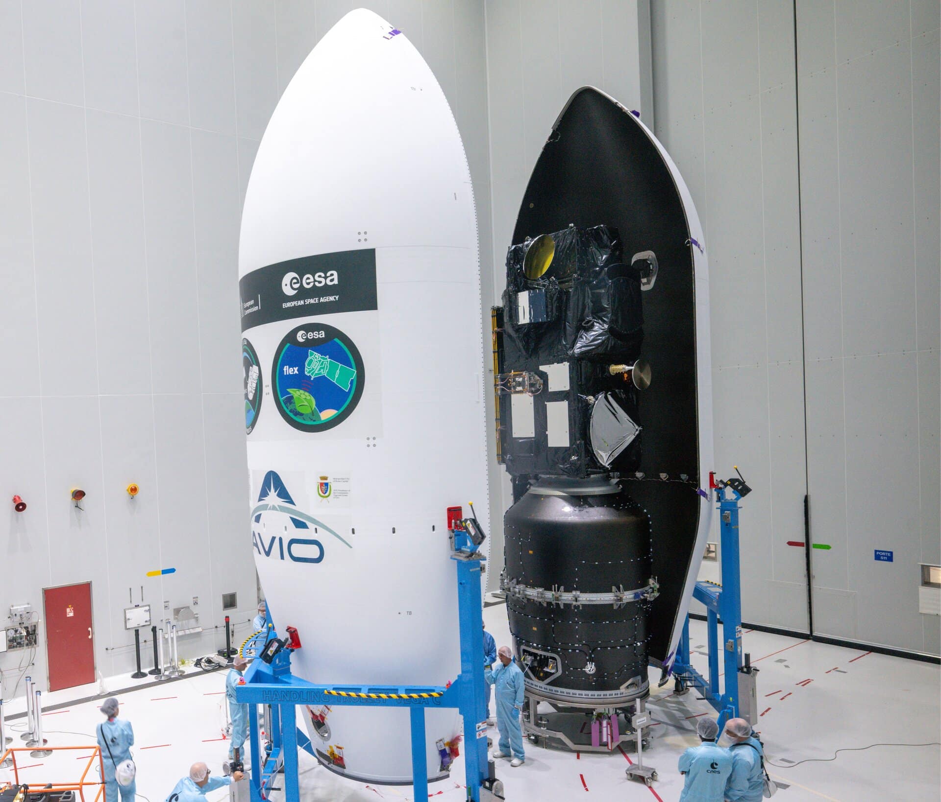 Satellite flex: lancio il 15 settembre e cosa misura %satellite flex: lancio il 15 settembre e cosa misuracount(title)% Flex e sentinel-3c durante l'incapsulamento nel razzo vega-c