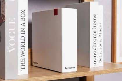 Fritz! Box dsl/fiber 7-90 con nuovo design e wi-fi 7