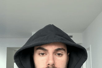 Sirio berati, creator e imprenditore tech che ha raccontato il caso dell'agente ai e delle api