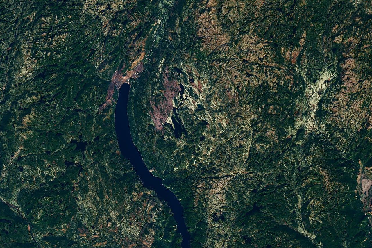 Uhackatik: il cratere di 390 milioni di anni scoperto su una mappa %uhackatik: il cratere di 390 milioni di anni scoperto su una mappacount(title)% Il cratere uhackatik in quebec osservato dal satellite landsat 8