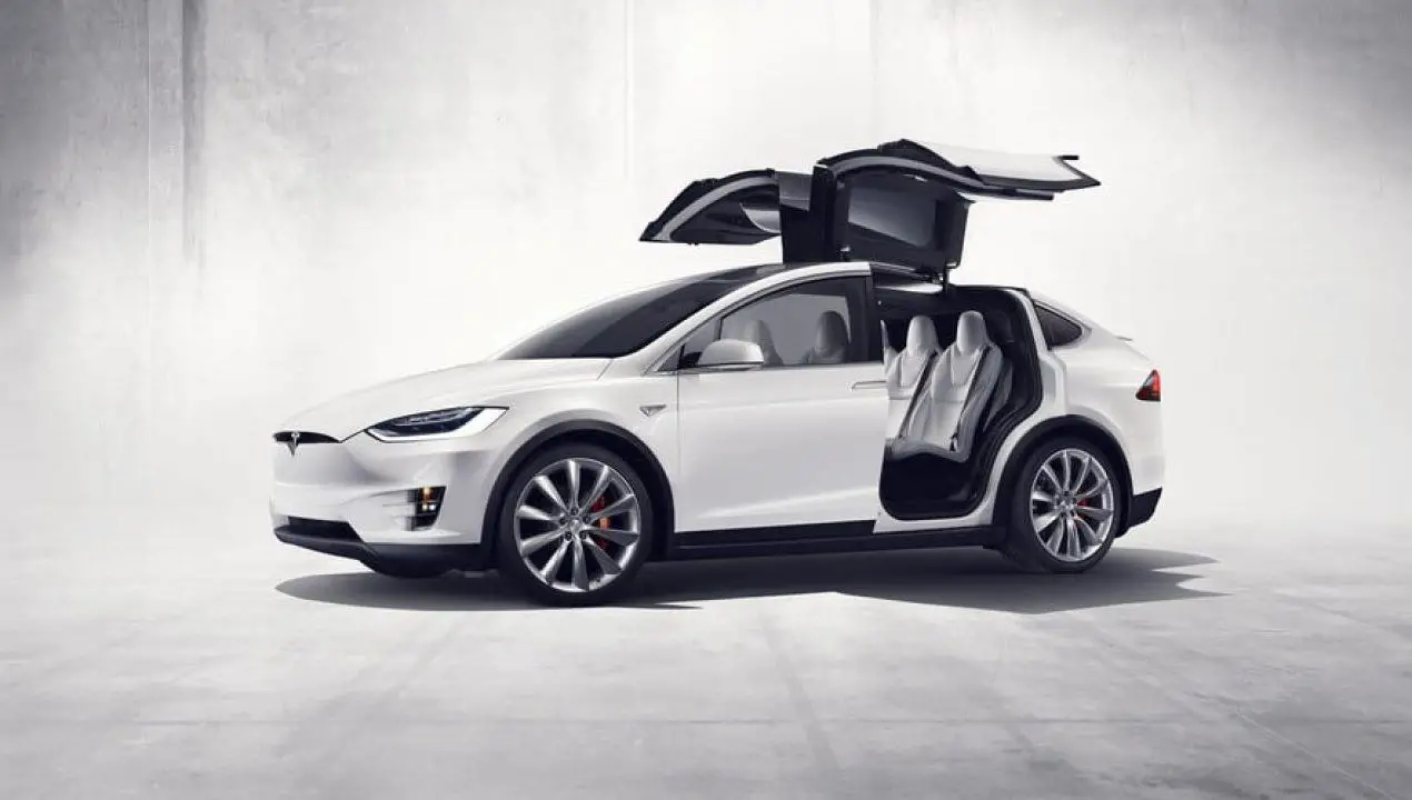 tesla-model-x-submodel Tesla